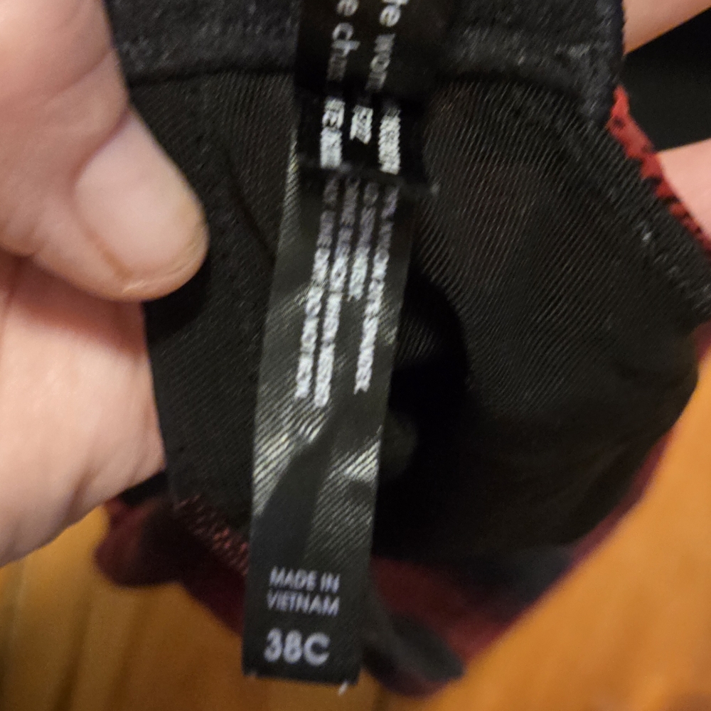 Torrid 38c PLAID Lightly Lined BRA RED PLUS SIZE - Picture 4 of 5